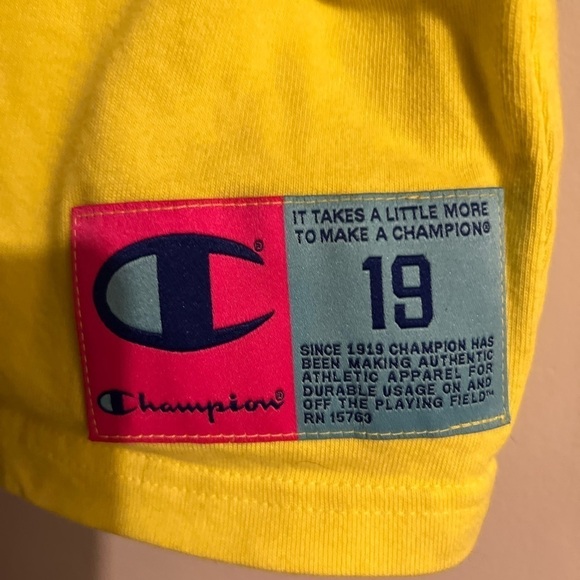 Champion Cropped T-Shirt with Sherpa Feel Patches - Small in Vibrant Neon Yellow - Picture 3 of 7